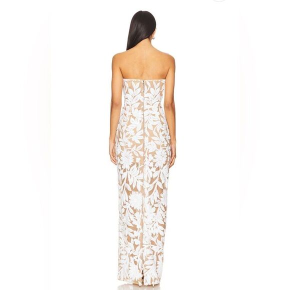 NEW Bronx and Banco Dahlia Maxi Dress in White Silver Floral Strapless - Picture 7 of 16